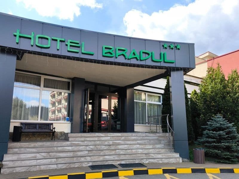 Complexul Hotelier Bradul-Călimani